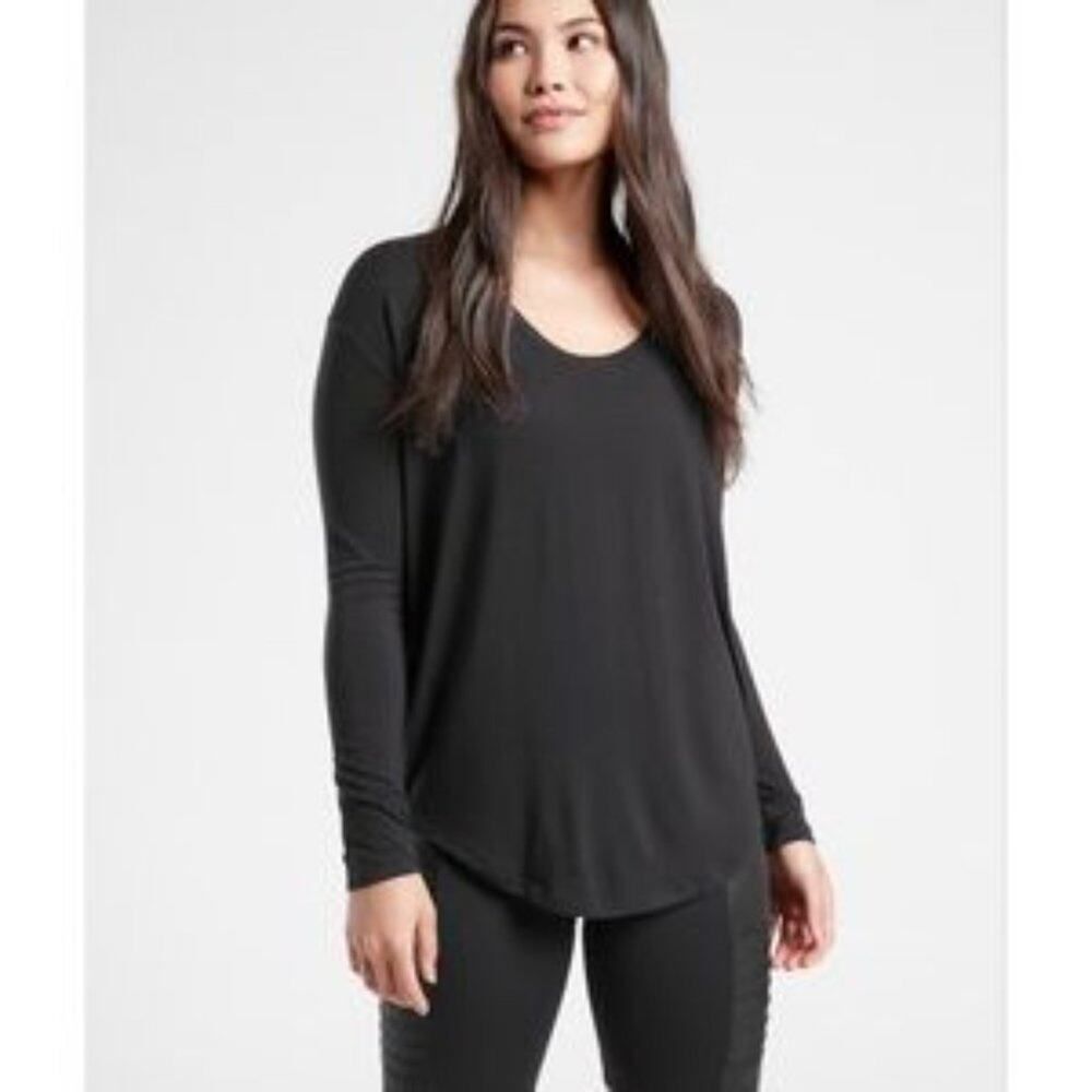 Athleta Cloudlight Stratus Long Sleeve Tee In Solid Black Size Woman's XS